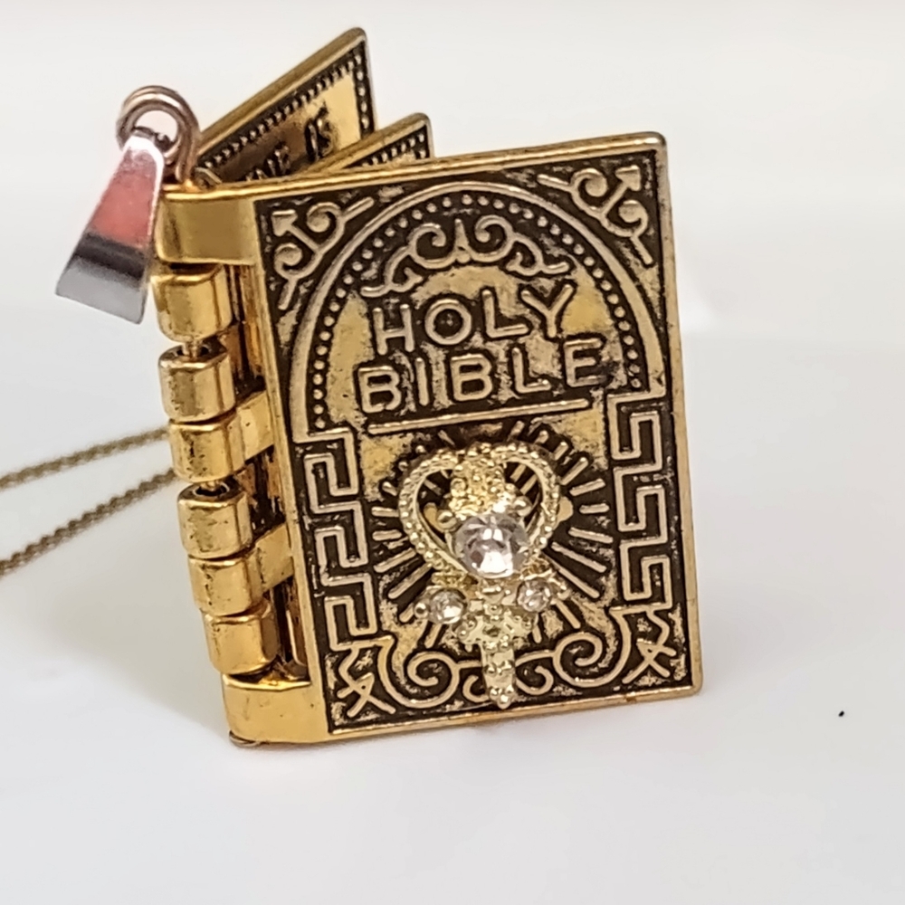 Mini Holy Bible The Lord's Prayer Antique Gold Metal Pages Pendant Necklace